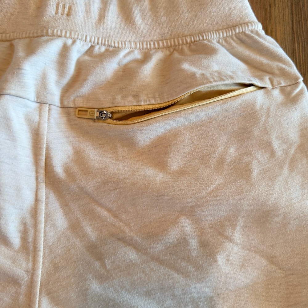 Lululemon Cream Drawstring Shorts - Picture 5 of 8